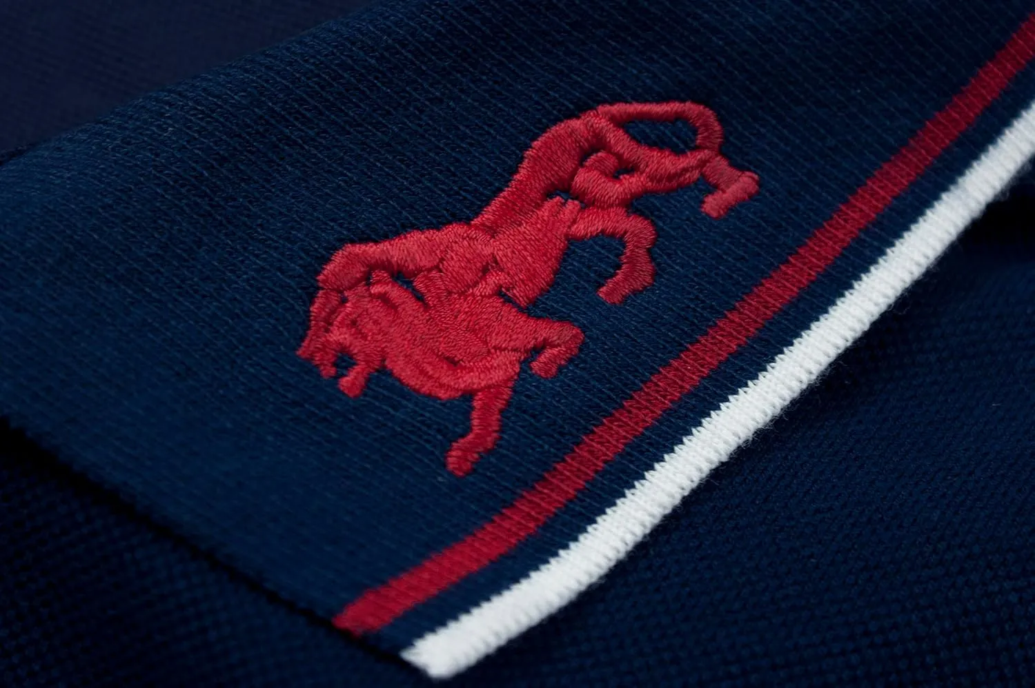 Lonsdale Classic Men's Polo Shirt Embroidered Logo 100% Cotton Pique Slim-Fit