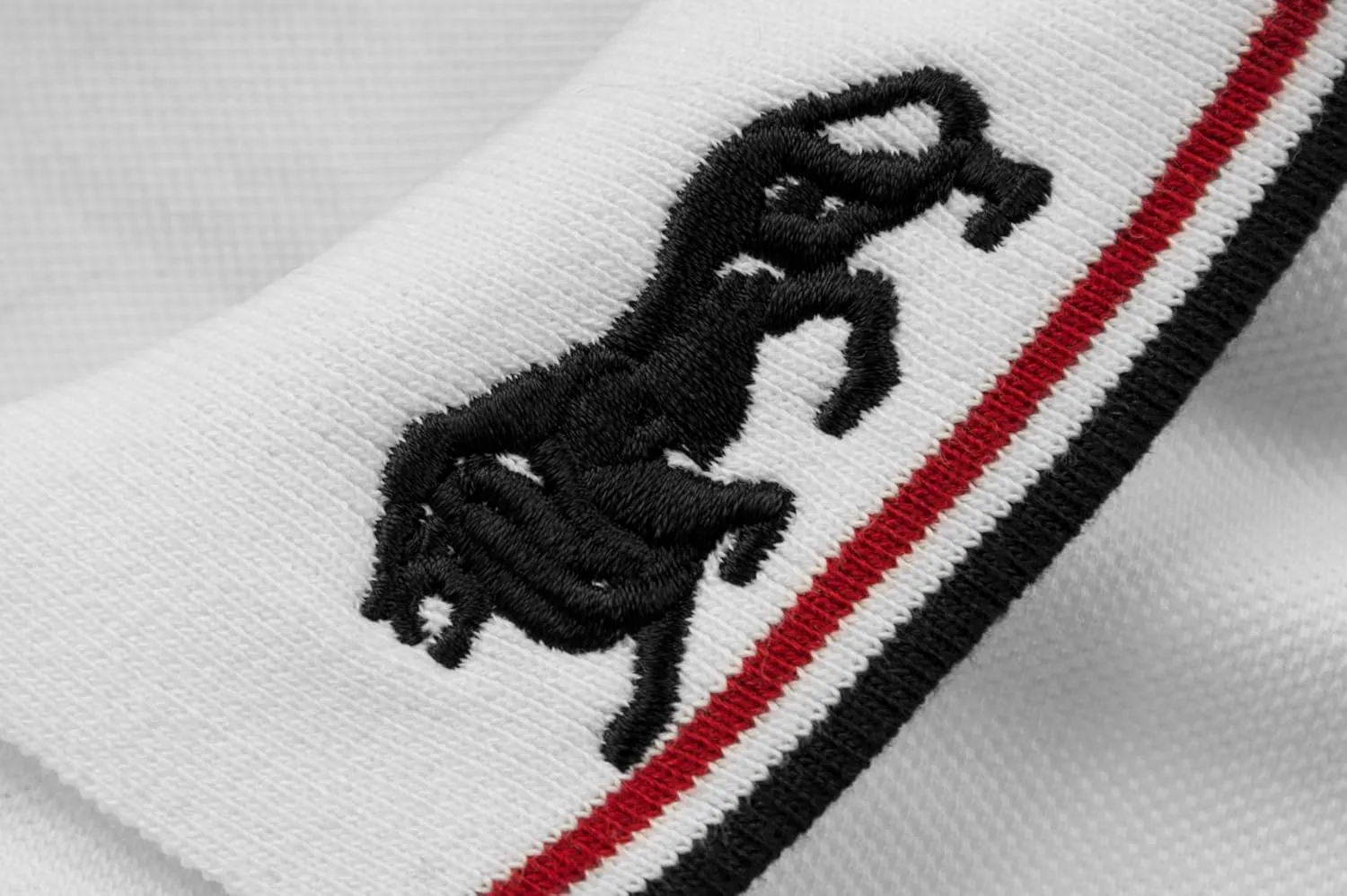 Lonsdale Classic Men's Polo Shirt Embroidered Logo 100% Cotton Pique Slim-Fit