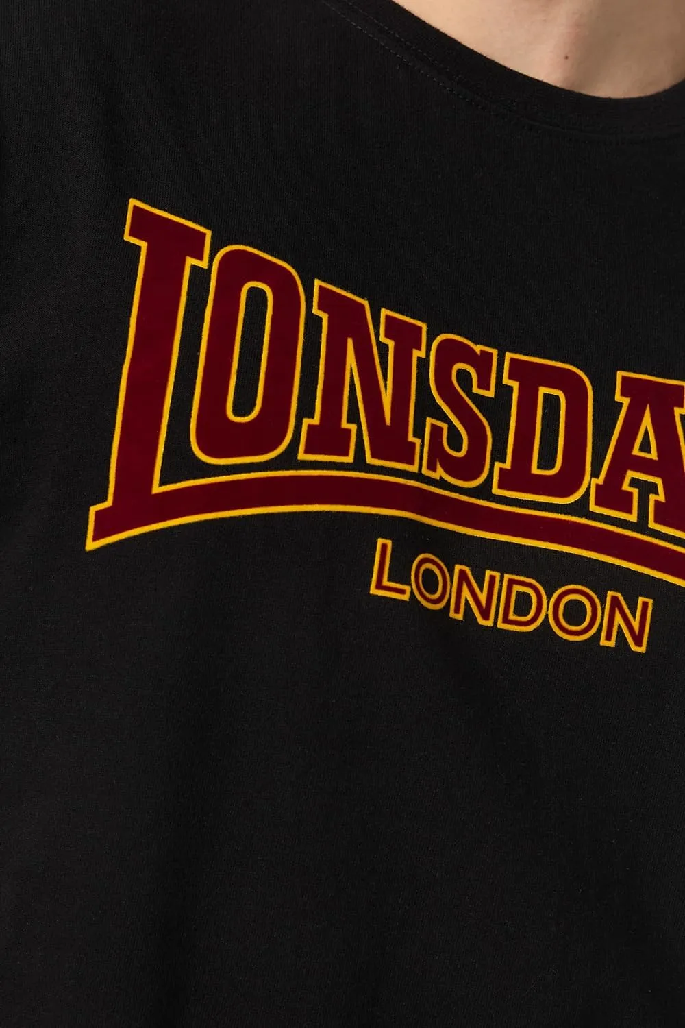 Lonsdale Men's Classic Flock Print Premium Logo T-Shirt 100% Cotton Slim-Fit