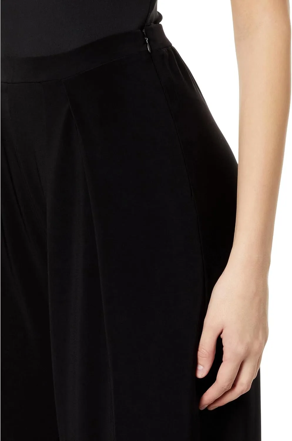 Norma Kamali Women's Tapered Pleated Trouser