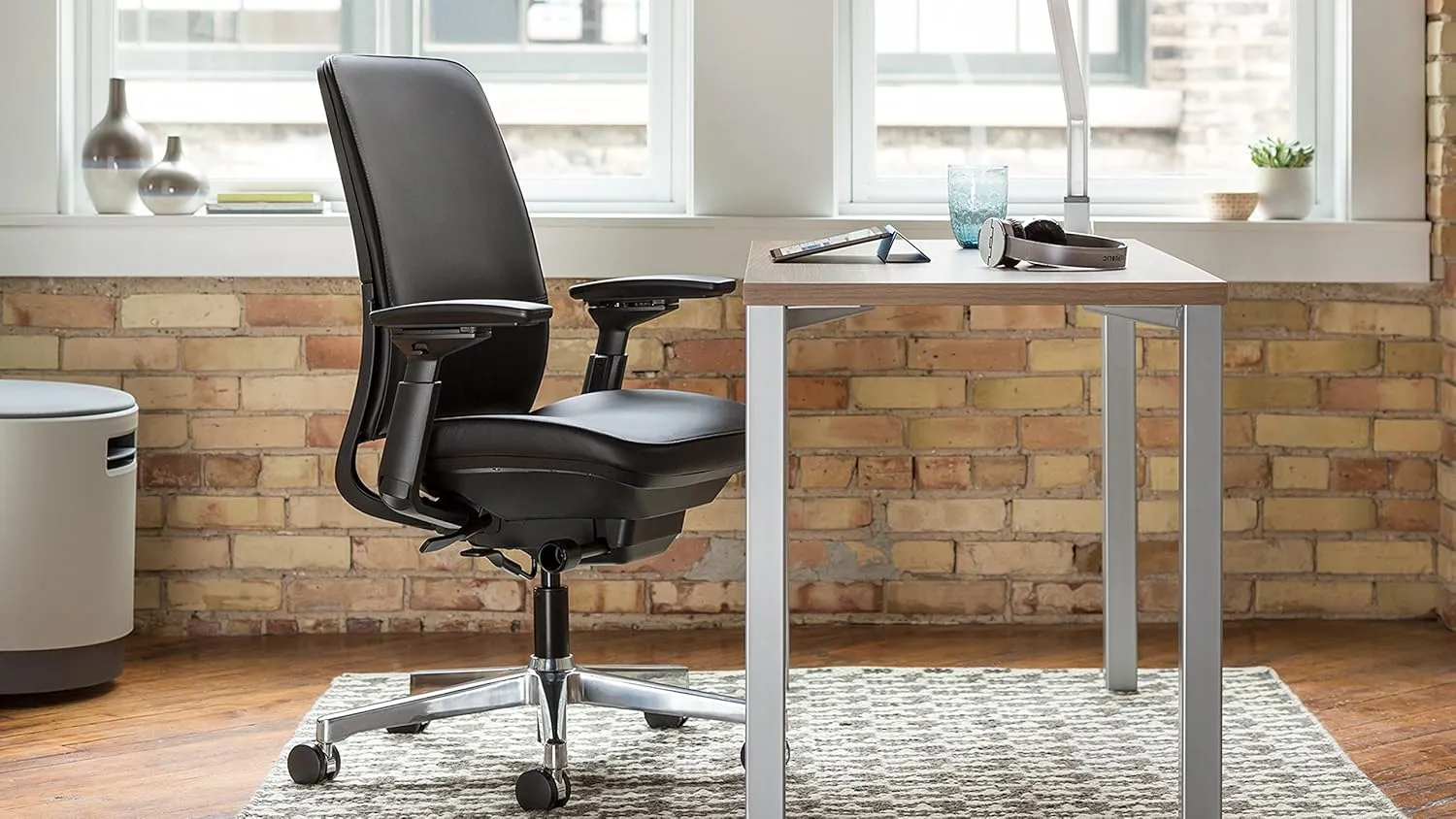 Steelcase Amia Task Chair: Platinum Frame/Base - 4 Way Adjustable Arms - Standard Carpet Casters