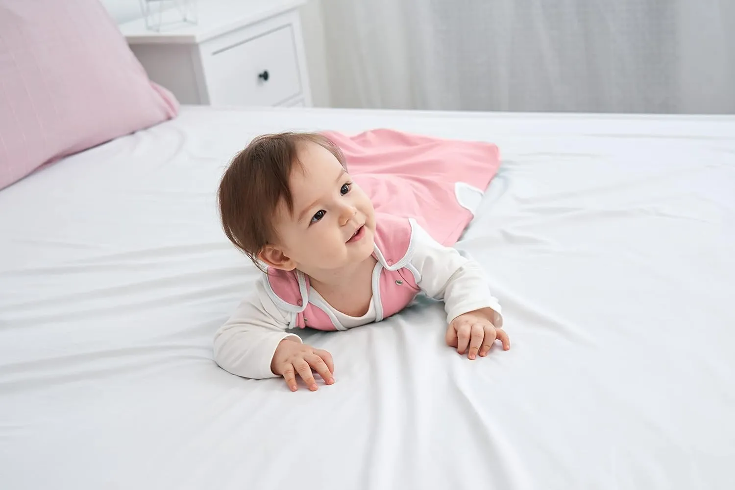 TWINOR Breathable Reduce Suffocation Risk Baby Wearable Blanket, Sleeping Bag with 2-Way Zipper, Tog 0.5 Soft Sack