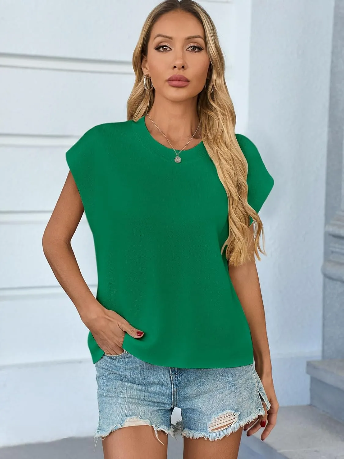 Womens Sleeveless Sweater Vest Crewneck Cap Sleeve Knit Tops Trendy 2025 Summer Business Casual Shirts Tank Top