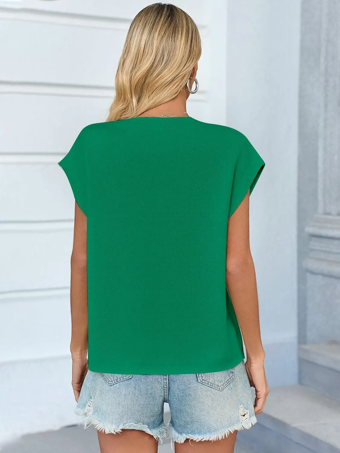 Womens Sleeveless Sweater Vest Crewneck Cap Sleeve Knit Tops Trendy 2025 Summer Business Casual Shirts Tank Top