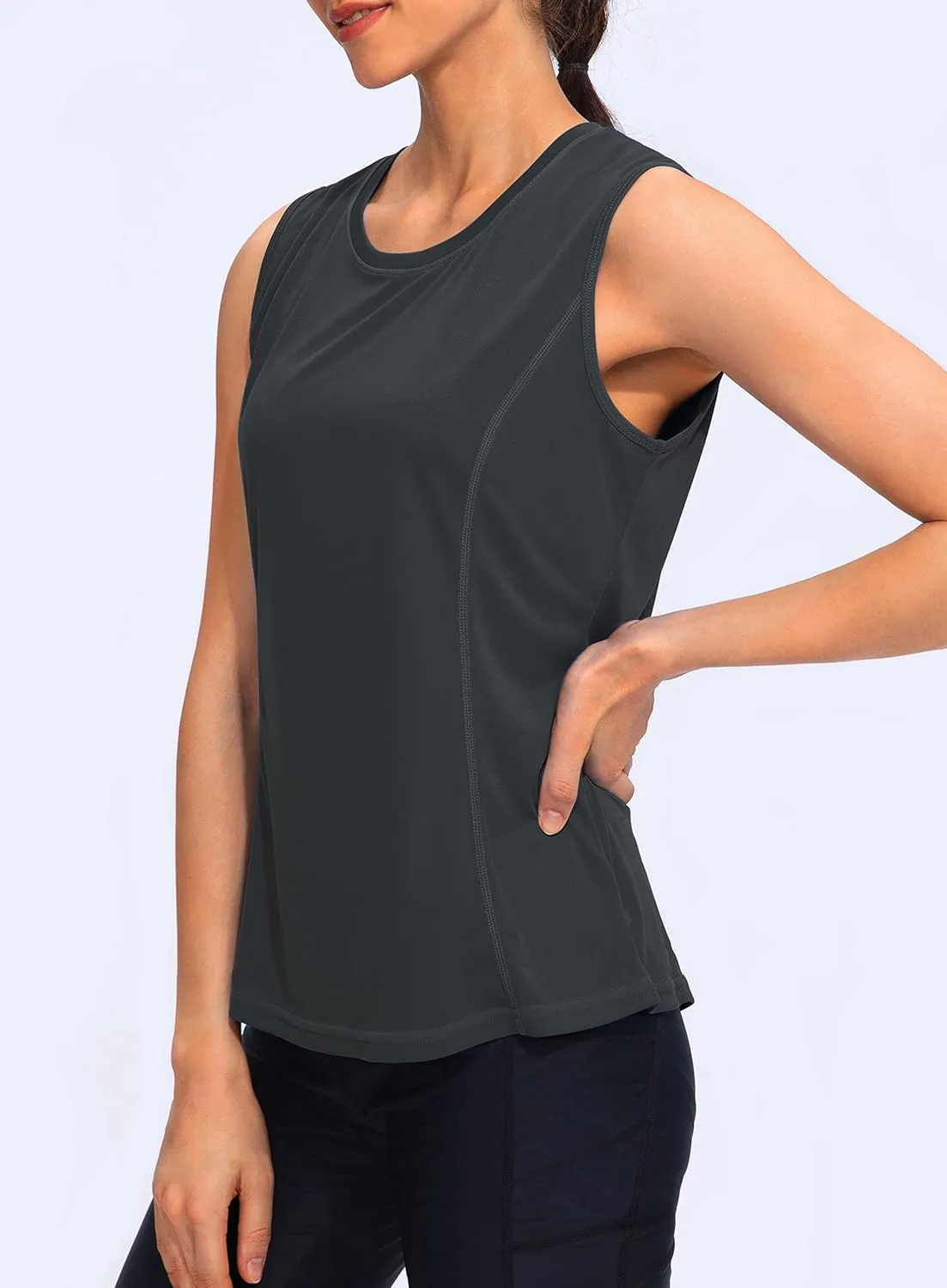 YYV Women's Workout Tank Tops Lightweight Sleeveless Shirts for Women Loose Fit Tops for Athletic Running Tennis Yoga